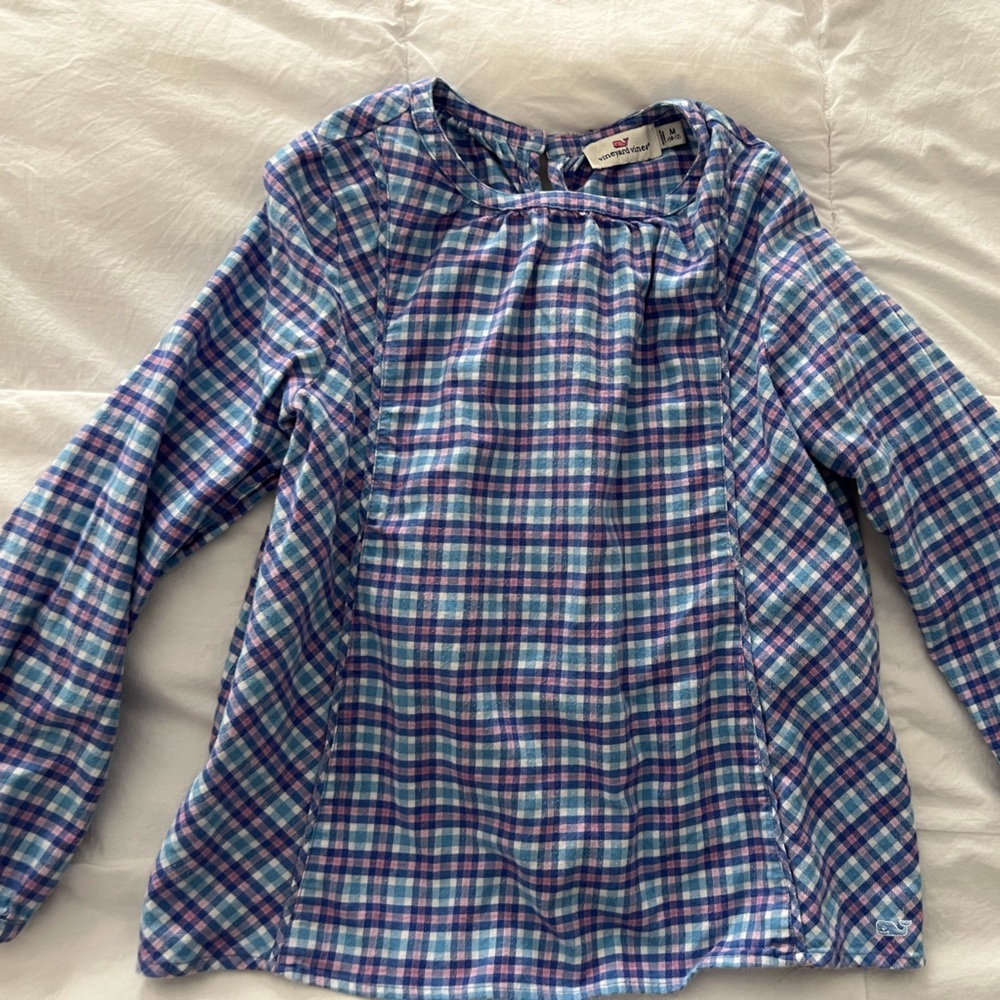 Girls vineyard vines flannel plaid top. Size M (10-12) EUC